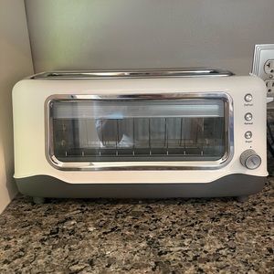 Dash Toaster